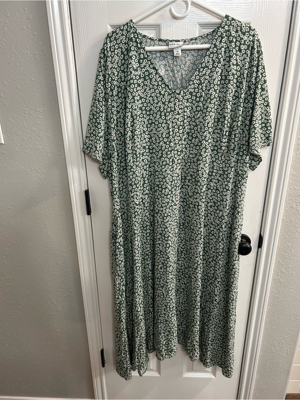 Ava & ViV women’s size 4X plus short sleeve green floral dress